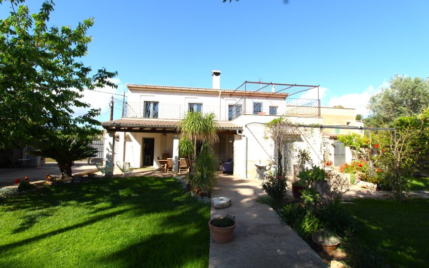 Spacious villa for sale in Son Sardina, close to Palma, Mallorca