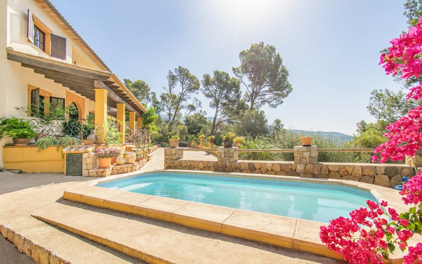 Charming villa for sale in Bunyola, close to Palma, Mallorca