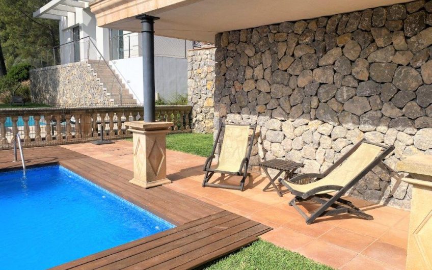 Villa for sale in Port of Soller with sea views, Mallorca